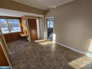 2204 11th Ave E, Hibbing, MN