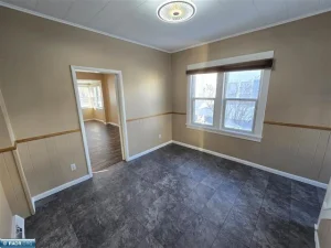 2204 11th Ave E, Hibbing, MN