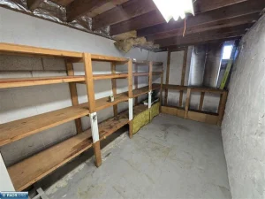 2204 11th Ave E, Hibbing, MN