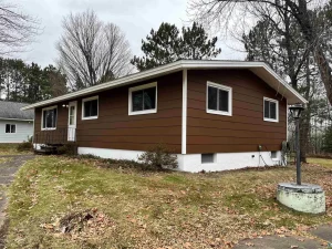 6077 Highway 194, Duluth, MN 55811