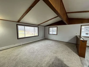 6077 Highway 194, Duluth, MN 55811