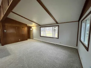 6077 Highway 194, Duluth, MN 55811