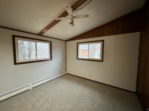 6077 Highway 194, Duluth, MN 55811