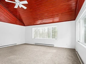 5652 N Tischer Rd Duluth, MN 55803