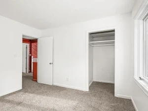 5652 N Tischer Rd Duluth, MN 55803