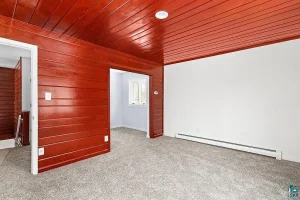 5652 N Tischer Rd Duluth, MN 55803