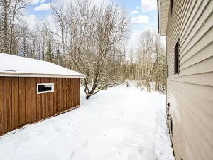 5652 N Tischer Rd Duluth, MN 55803